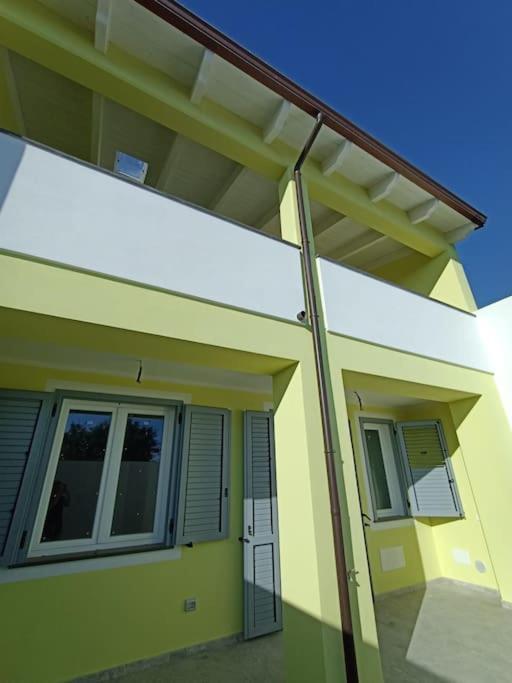 La Casa Del Sole - Casa Vacanze Uri Luaran gambar